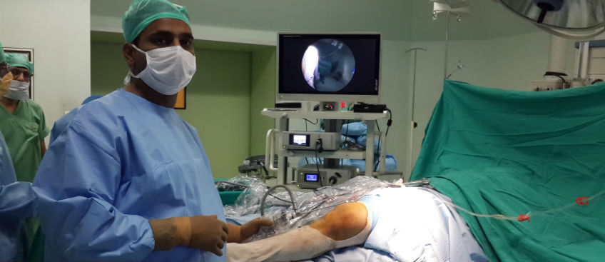 Top Arthroscopy Surgeon in Delhi, Arthroscopic Knee Surgery in Delhi